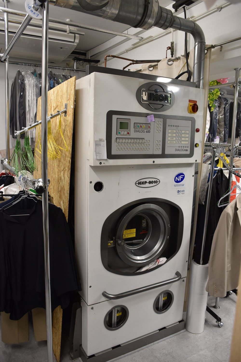 nettoyage costume pressing strasbourg